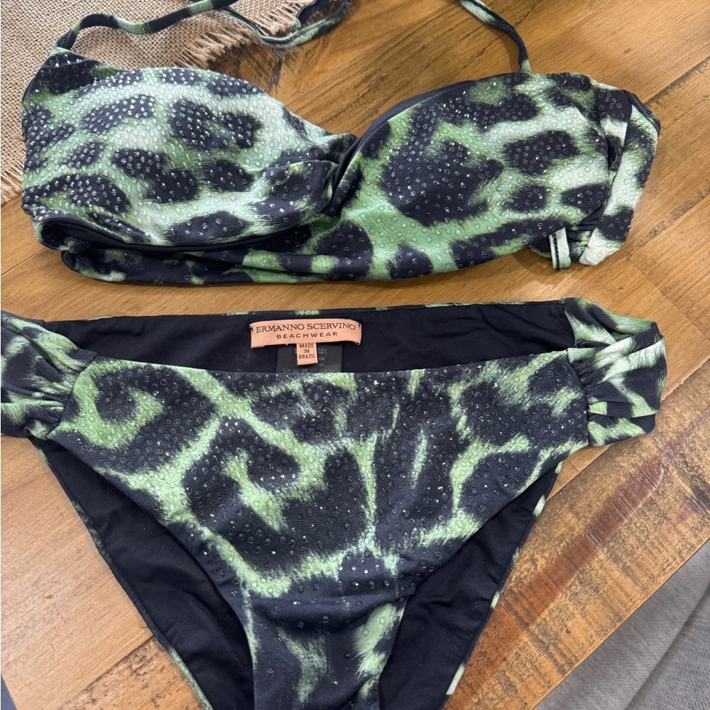 Ermanno Scervino Green and Black Beachwear , elegant and sophisticated